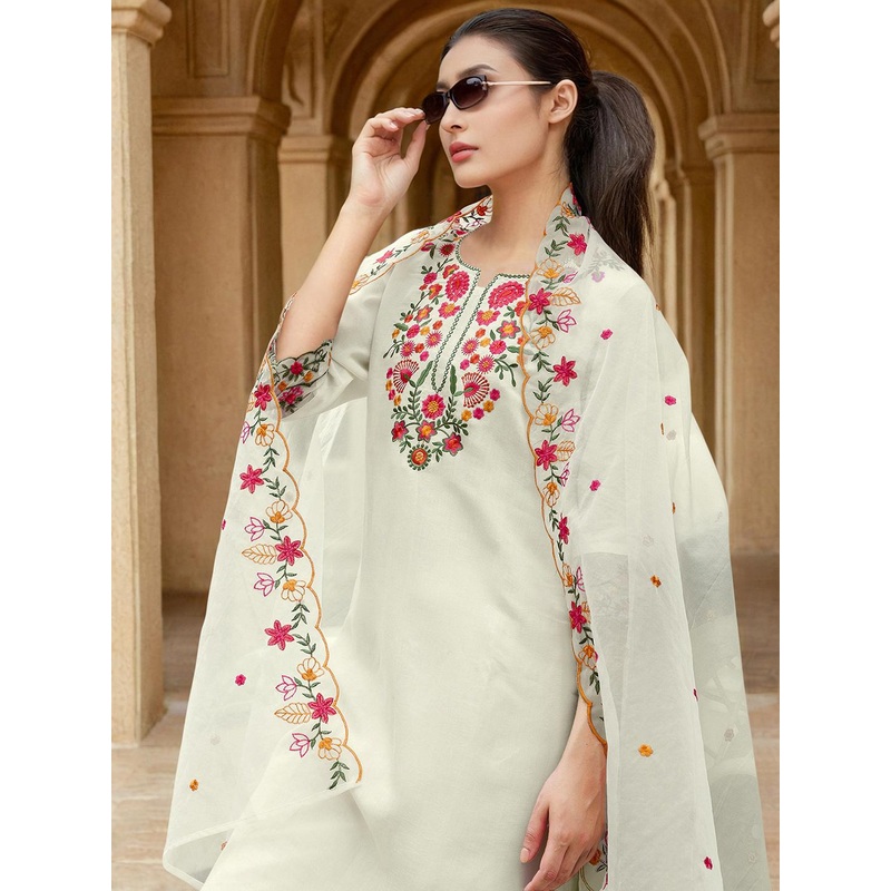 Skylee Pop Women Embroidered Straight Kurta Trousers With Dupatta