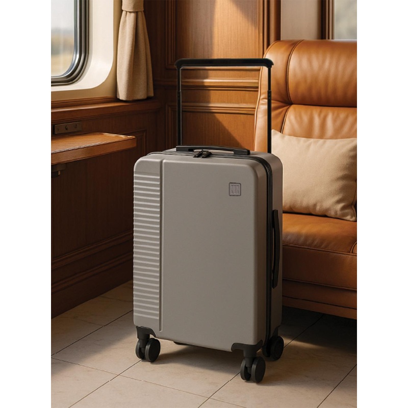 Icon Signature Textured Hard-Sided Cabin Trolley Bag