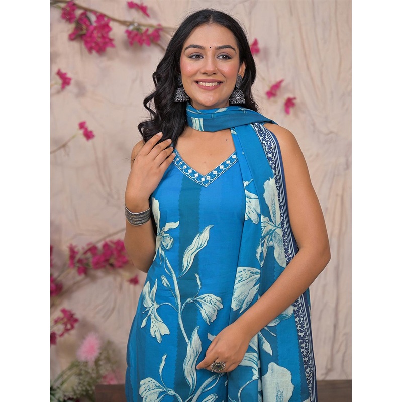 SKYLEE Women Floral Printed Regular Mirror Work Kurta with Trousers & Dupatta
