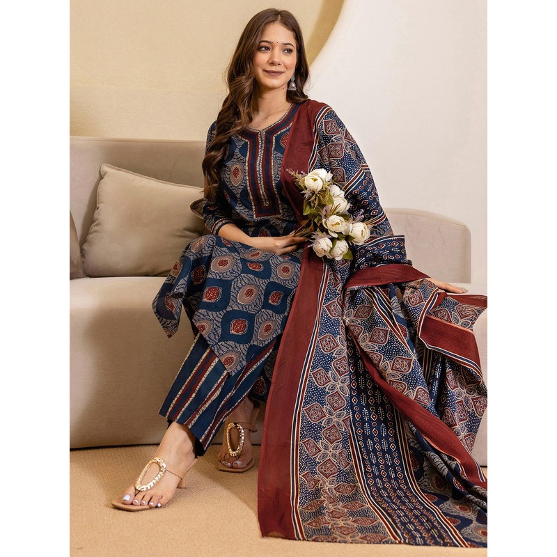 SKYLEE Women Geometric Printed Kurta with Palazzos & Dupatta