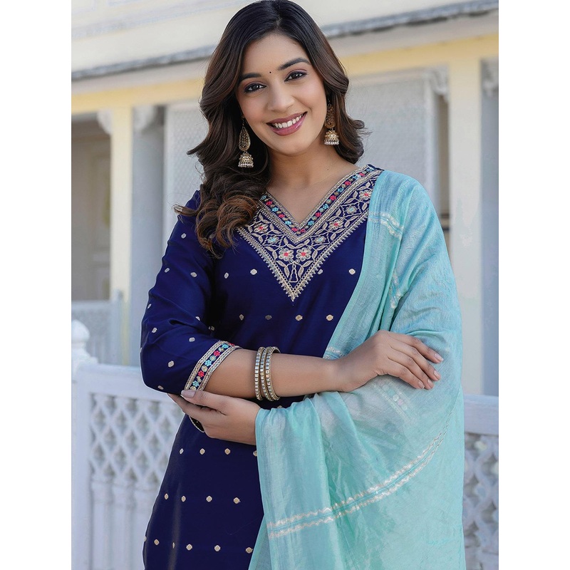 SKYLEE Women Regular Sequinned Kurta with Palazzos  With Dupatta