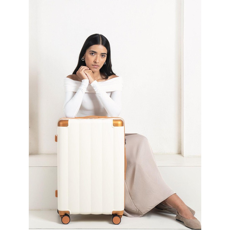 Assembly Iris Biege Premium Trolley Bag 24 Inches with 3 Packing Organisers