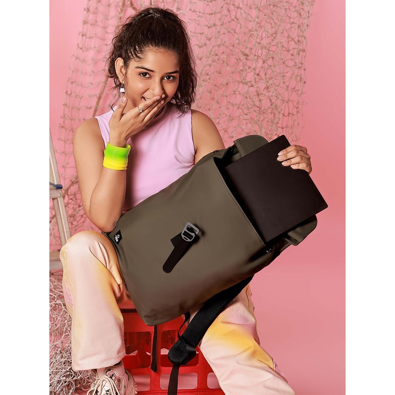 Nasher Miles Soho 25 Liters Water Resistant, Top-Open Padded Polyurethane Laptop Backpack