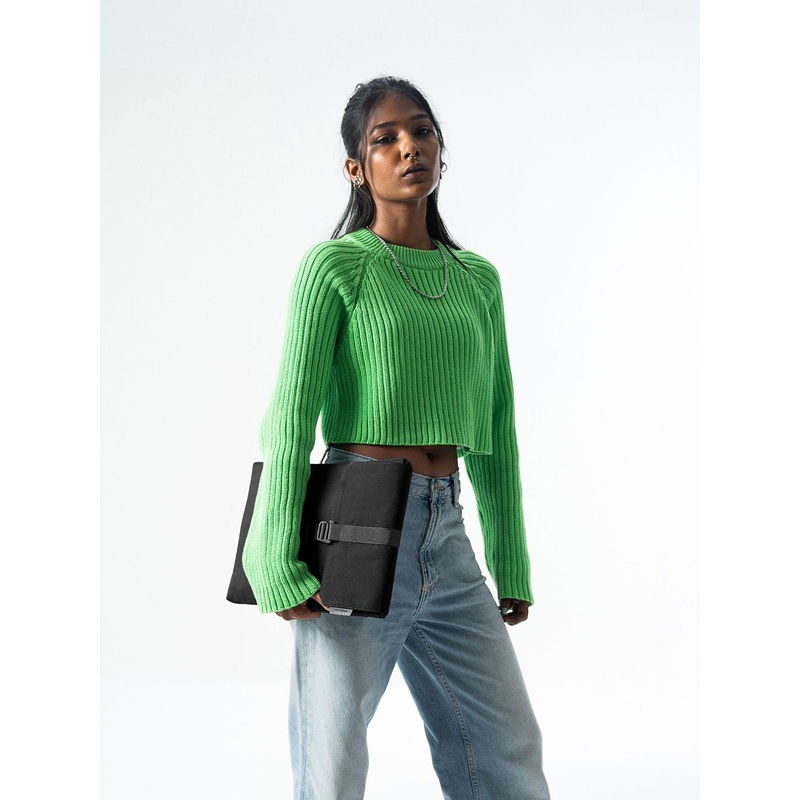 DailyObjects Unisex Space Black Savanna Sleeve Large