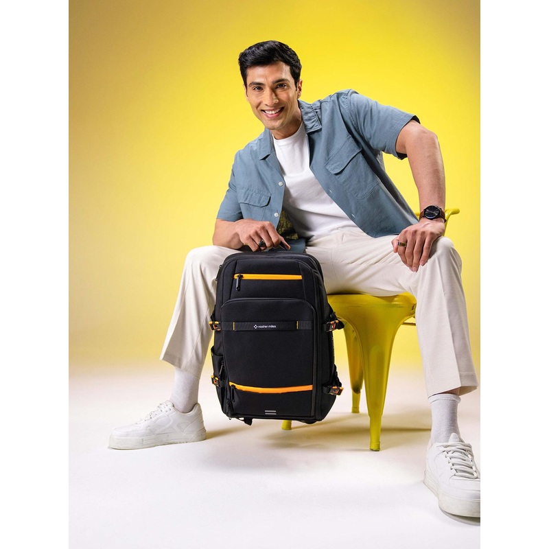 Nasher Miles Unisex Manhattan 40L Polyester Casual Overnight Multipurpose Laptop Backpack