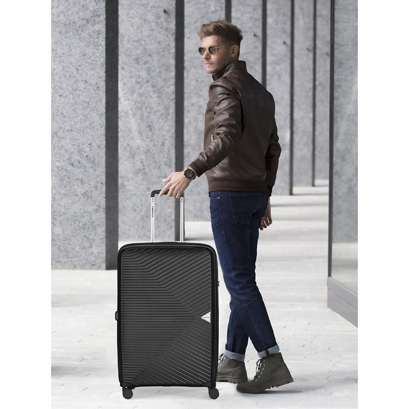 Wenger Ultra-Lite Textured Hard-Sided Large Trolley Bag