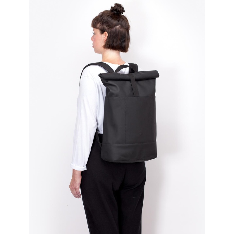 UCON ACROBATICS Unisex Hajo Medium Backpack – 15 Inches