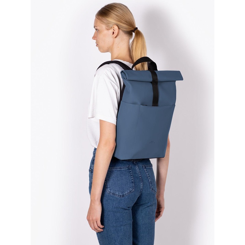 UCON ACROBATICS Unisex Hajo Mini Backpack – 15 Inches