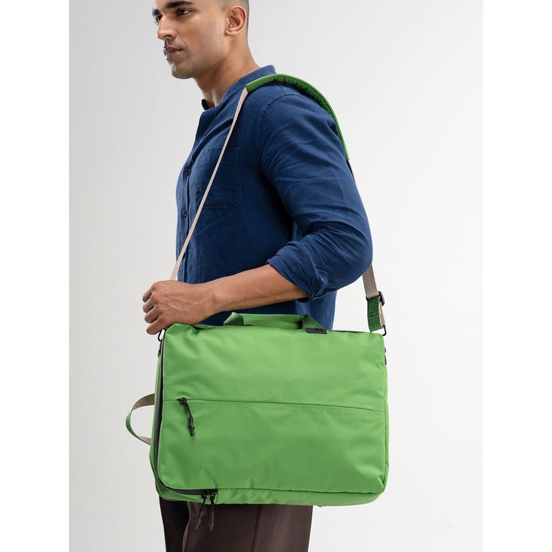 DailyObjects Pivot Briefpack – Seagrass