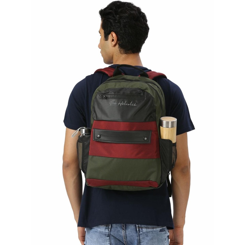 THE HOLISTIK Men Colourblocked Backpack