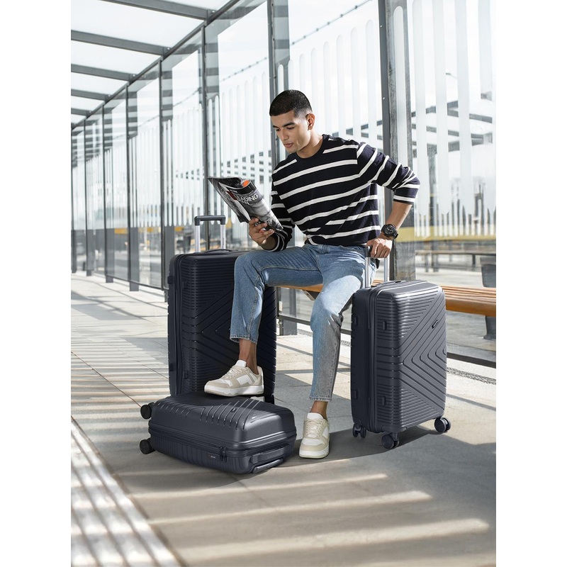 The Roadster Life Co. Set of 3 Textured 360 Degree Rotation Trolley Bag
