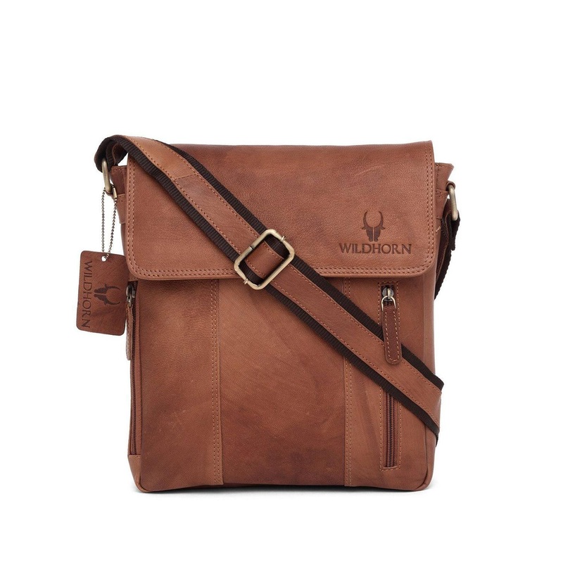 WildHorn Men Solid Leather Messenger Bag