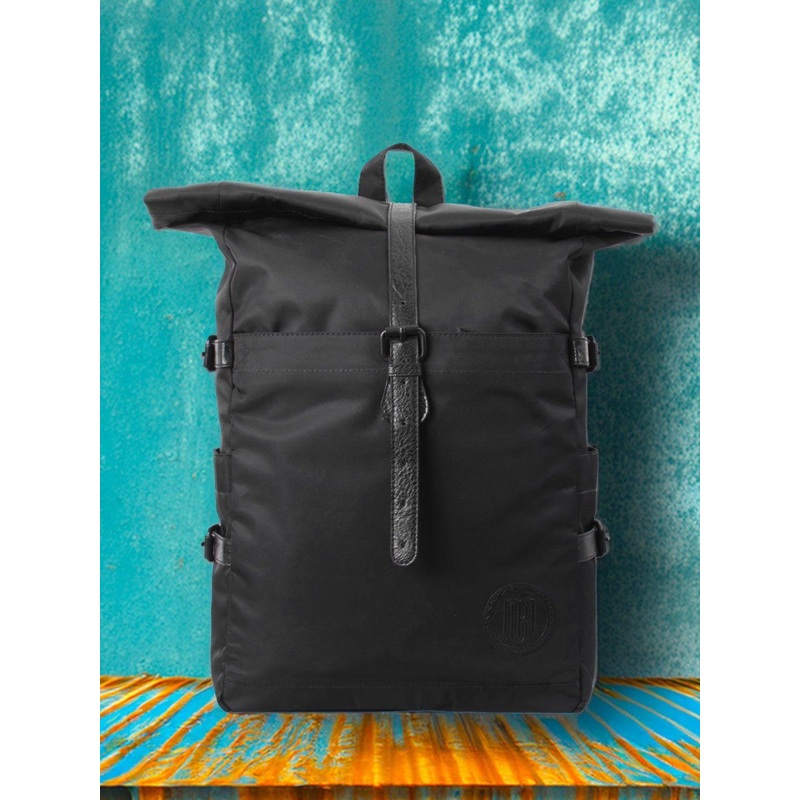 Mona B Unisex Voyager Small Backpack