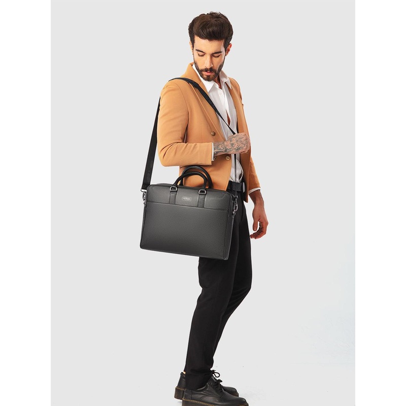 SENNES Men Leather Magnifico Textured Laptop Bag