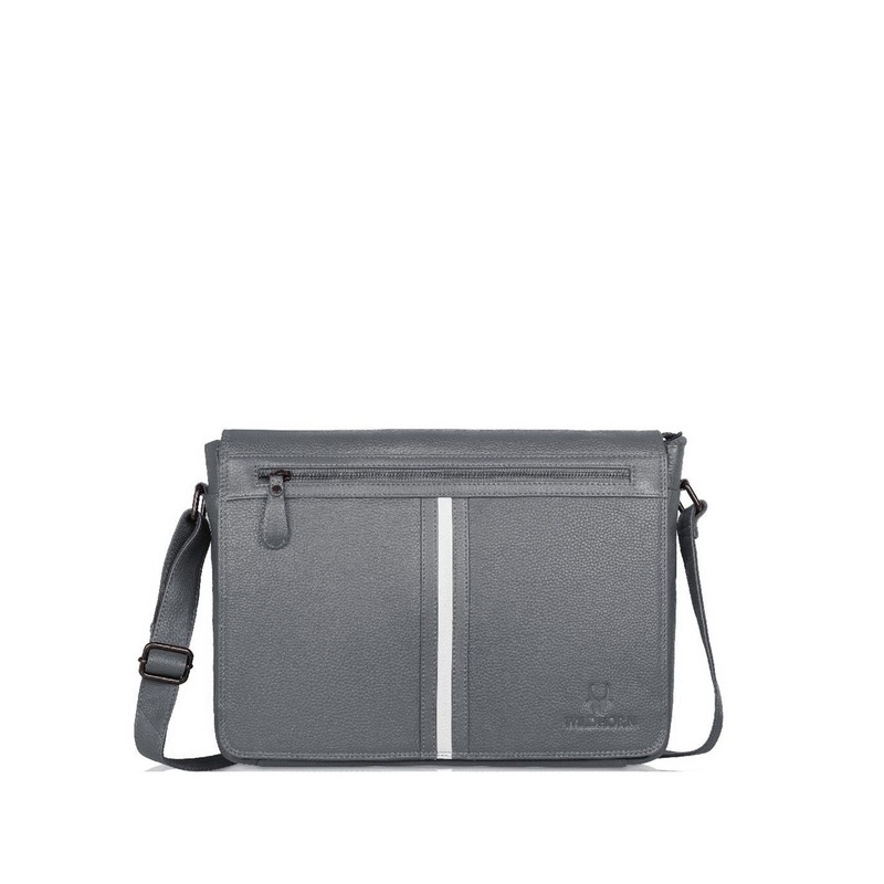 WildHorn Textured Leather Messenger Bag
