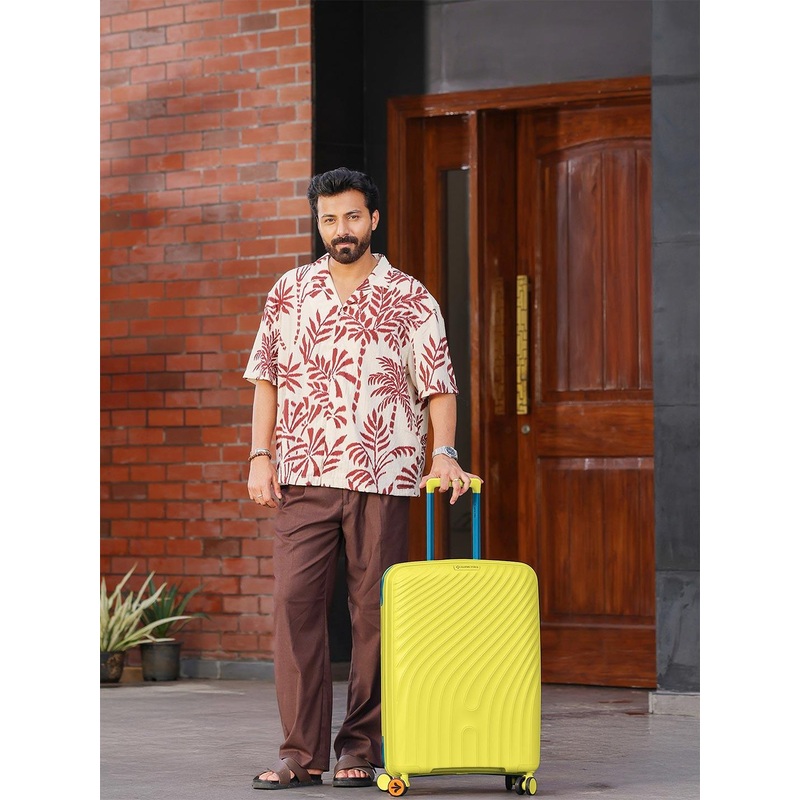 Nasher Miles Capri Textured Hard-Sided Medium Trolley Bag