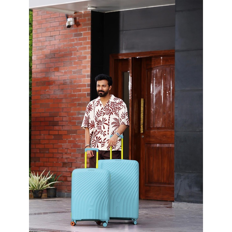 Nasher Miles Unisex Set Of 2 Capri Textured Hard-Sided Medium & Large Trolley Bags