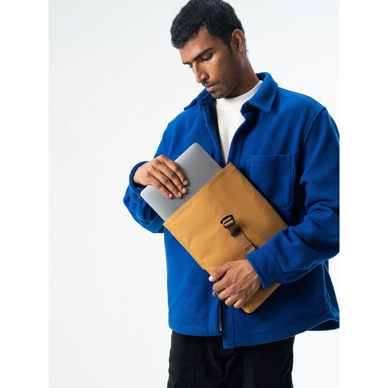 DailyObjects Amber Savanna 16 Inch Laptop Sleeve