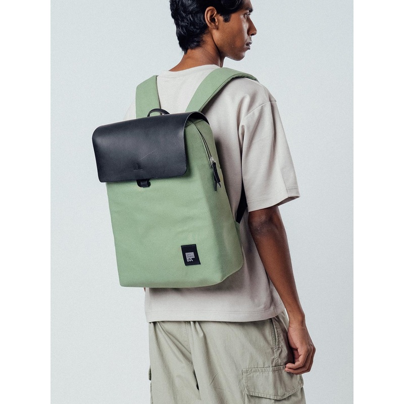 DailyObjects Unisex Compression Straps Padded 15 Inch Laptop Backpack