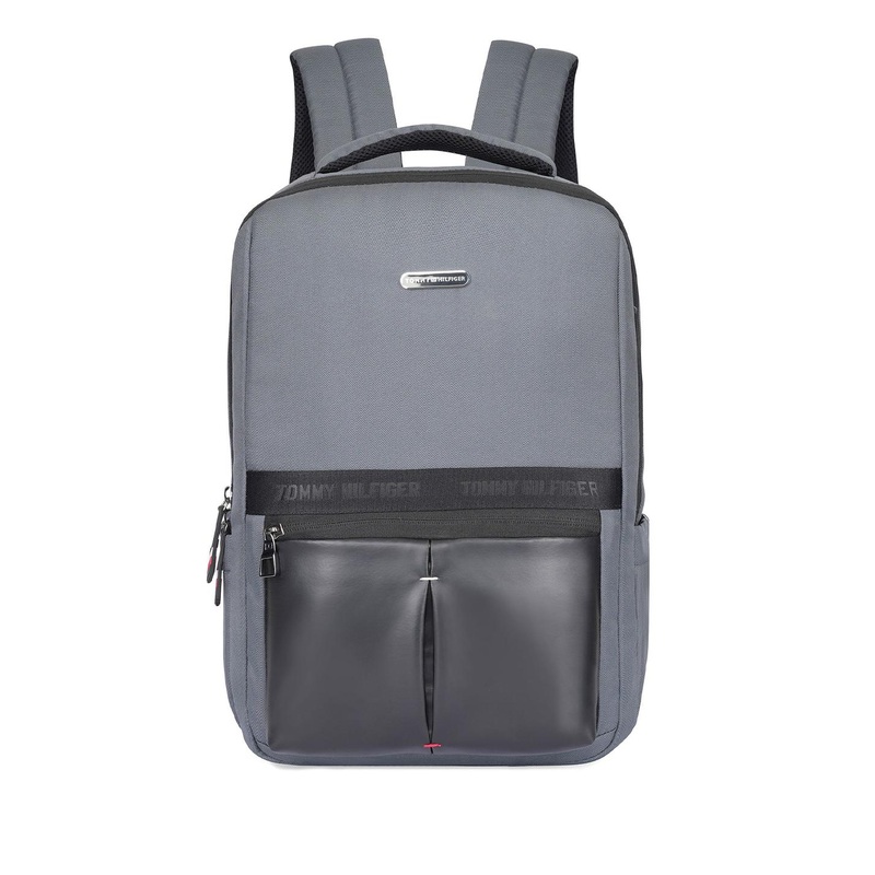 Tommy Hilfiger Unisex Solid Up to 14 inch Laptop Ergonomic Backpack 20 L