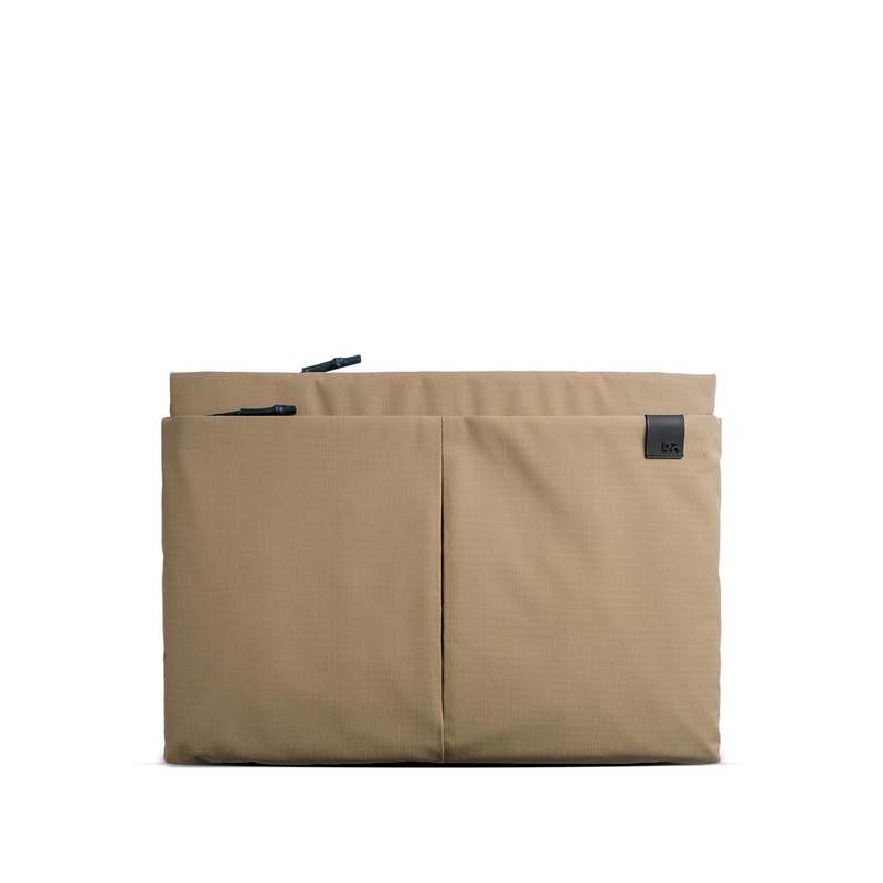 DailyObjects Unisex Sand Pivot Laptop Sleeve – Large
