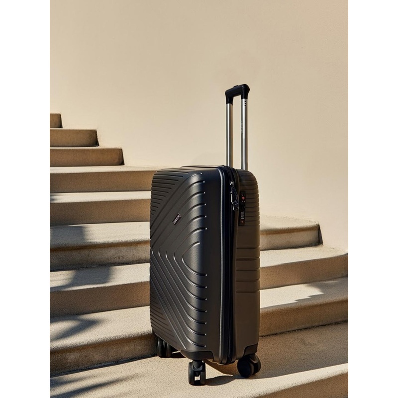 The Roadster Life Co. Textured Hard-Sided Cabin Trolley Bag 45.54L