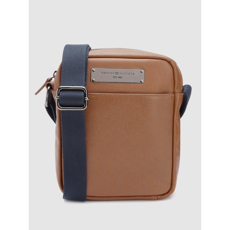Tommy Hilfiger Men Messenger Leather Bag