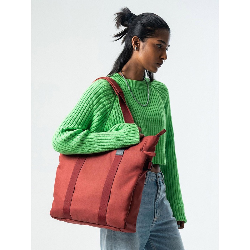 DailyObjects Red Clay Trunk Laptop Tote Bag