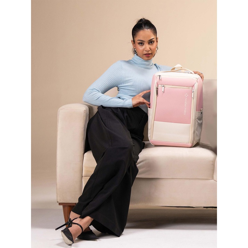 Nasher Miles Williamsburg 35L Polyester Pink Unisex Overnighter Casual Laptop Backpack