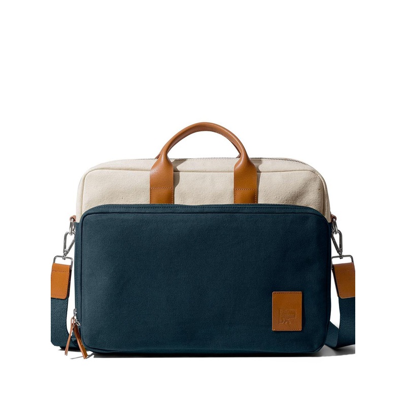 DailyObjects Men Embellished Backpack with Hip Strap