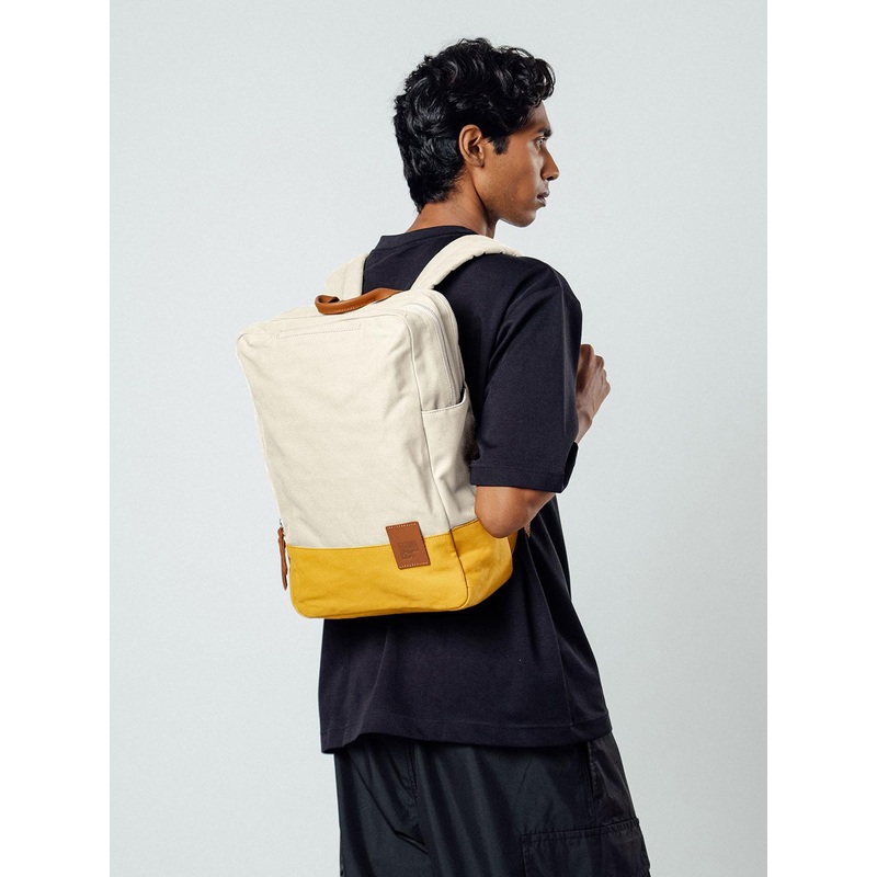 DailyObjects  Padded Backpack