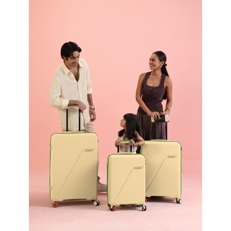 Nasher Miles Set Of 3 Montreal Textured Hard-Sided Trolley Bag