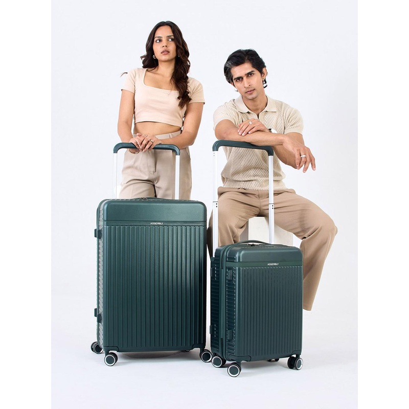 Assembly Premium Set of 2 Rover Cabin and Check-In Trolley Bag – Green- 20 & 28 Inches
