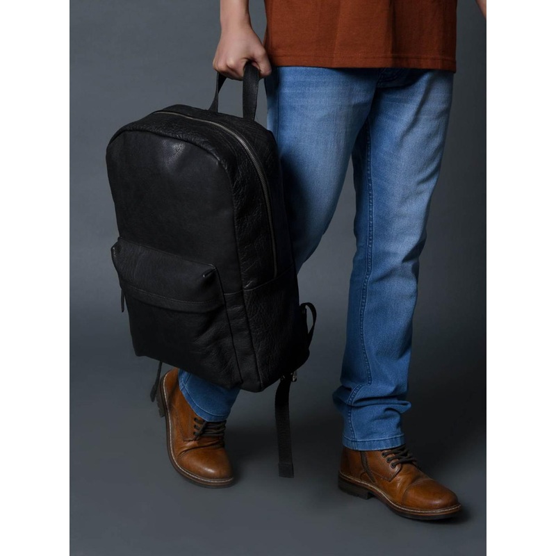 MaheTri Unisex Black NoirTrek Textured Leather Backpack