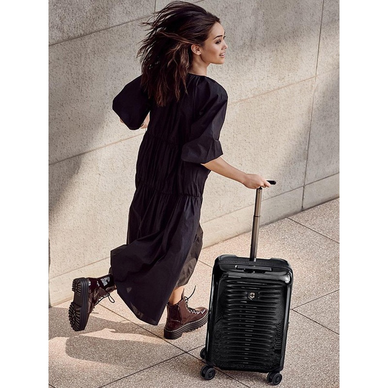 Victorinox Swiss Designed Airox Frequent Flyer Polycarbonate Cabin Luggage Bag – 34 litres