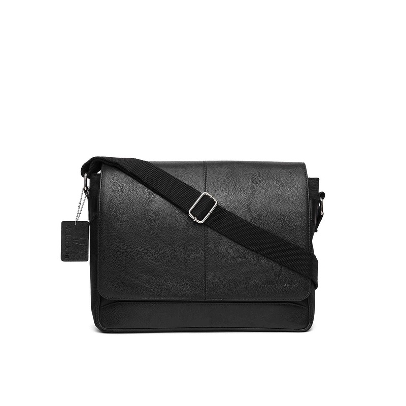 WildHorn Men Black Messenger Bag