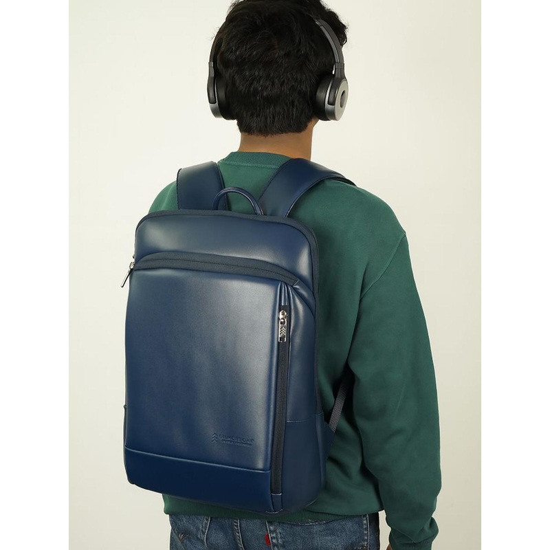 GILMORE OAK Unisex Non-Padded Backpack