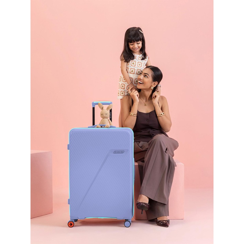 Nasher Miles Montreal Hard Luggage Trolley Bag