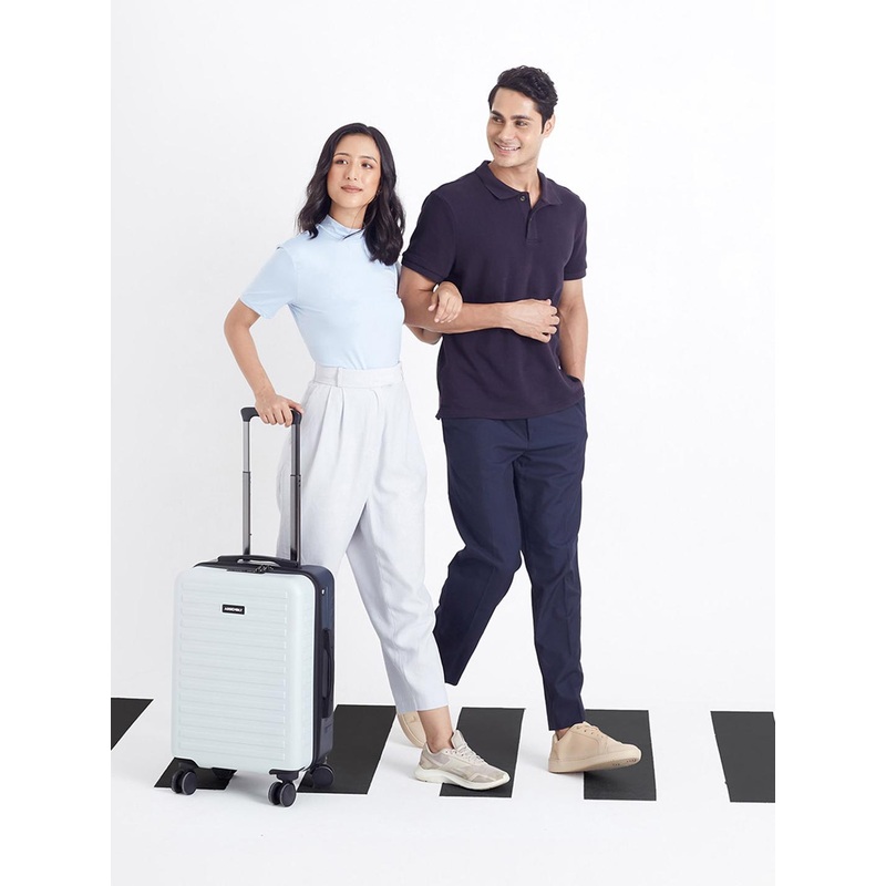 Assembly Two Tone Polycarbonate Cabin Luggage 20 Inches – Lightweight 40L