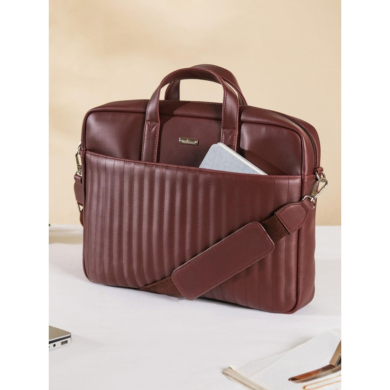 Nestasia Padded Textured Laptop Bag