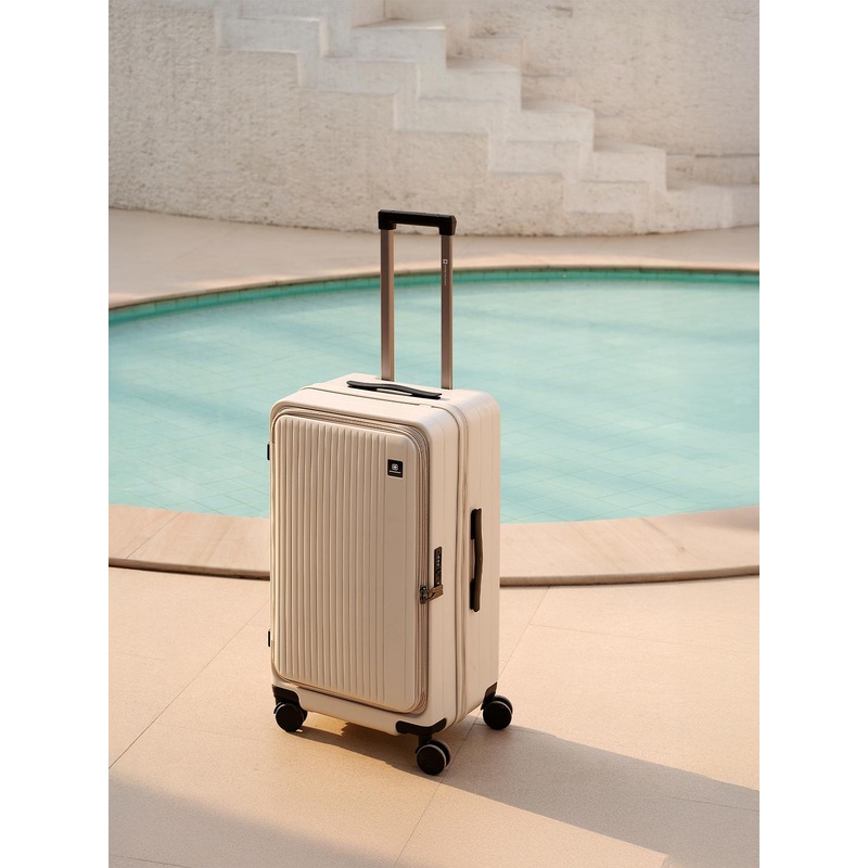 SWISS MILITARY  JADE Textured Hard-Side Medium Trolley Bag