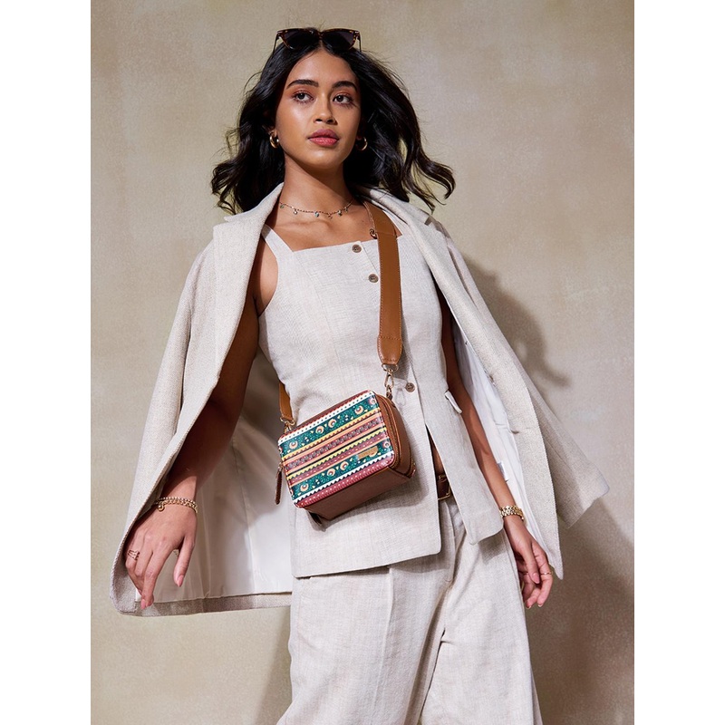 Chumbak Digital Nomad Floral Sling Bag