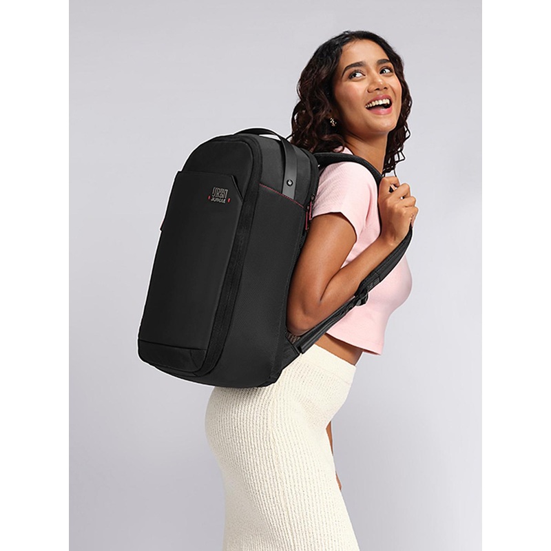 Urban Jungle By Safari Unisex Water Resistant Laptop Backpack 18 Liters