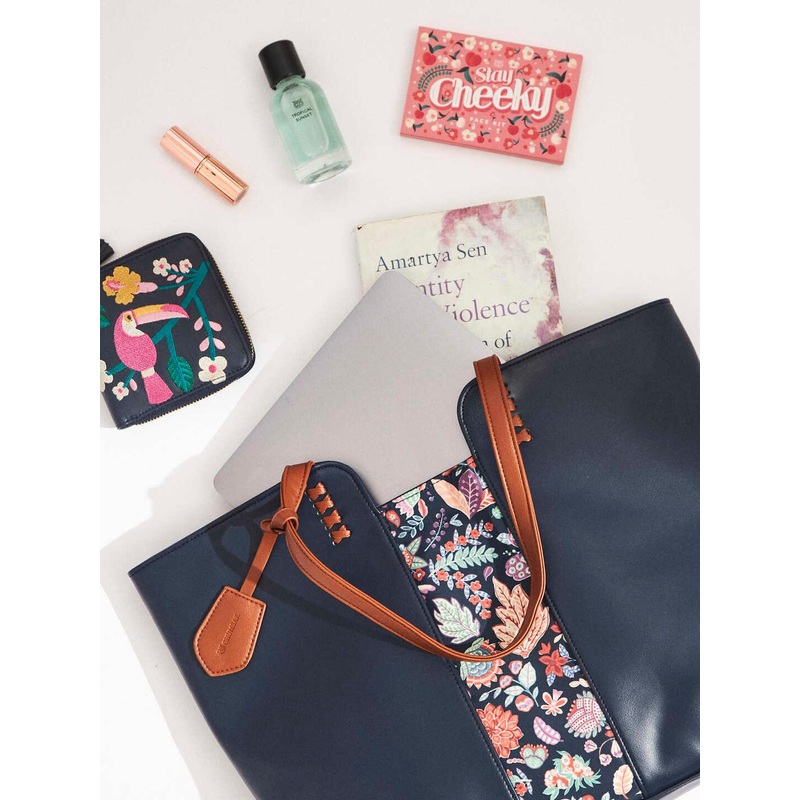 Chumbak Structured Shoulder Bag with Tasselled