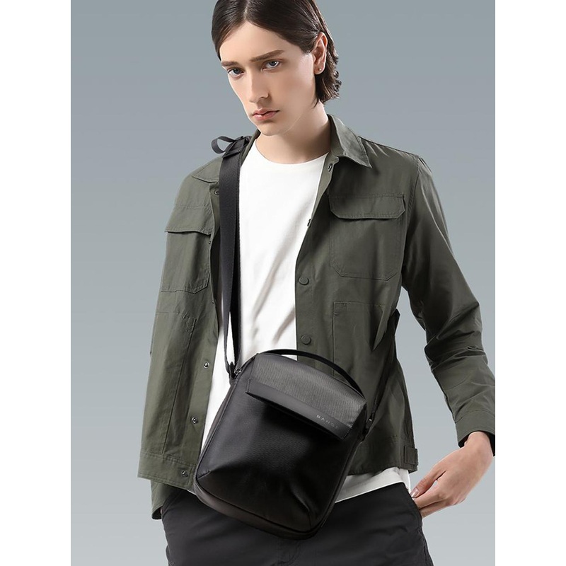 Red Lemon Unisex Messenger Bag