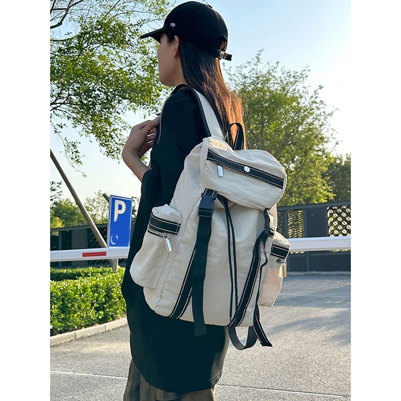 StyleCast x Revolte Men Colourblocked Water Resistant Large Backpack