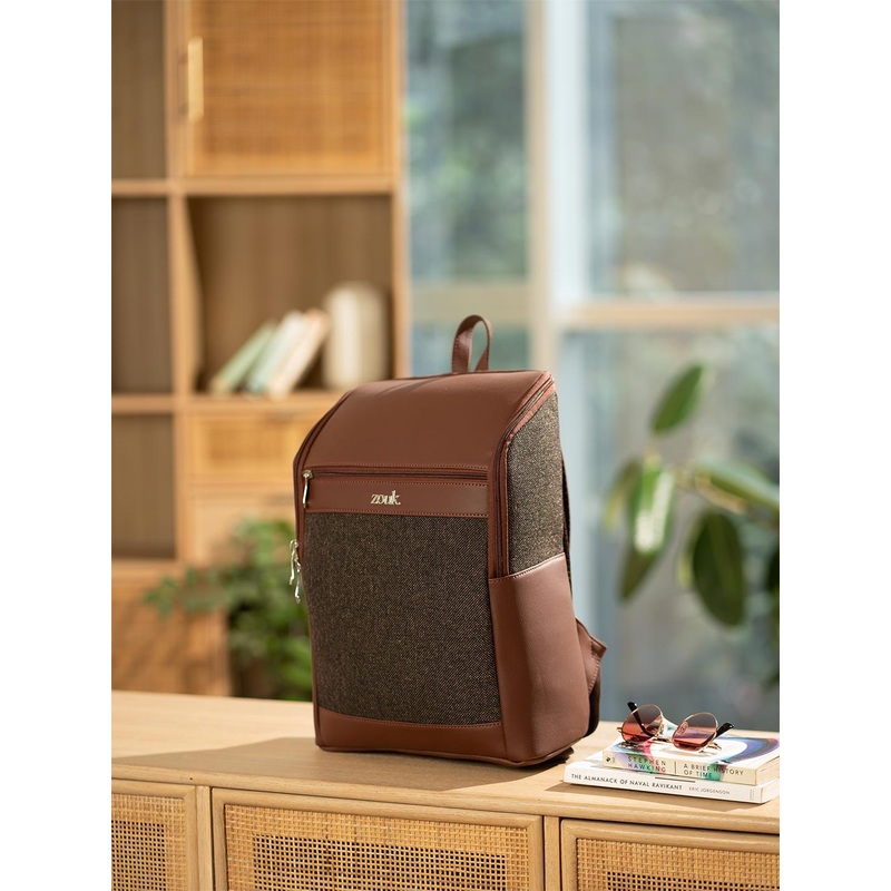 ZOUK Unisex Backpack