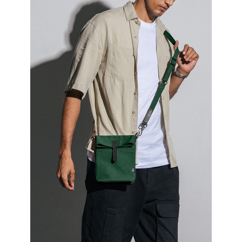 DailyObjects Cotton Structured Handheld Bag with Buckle Detail