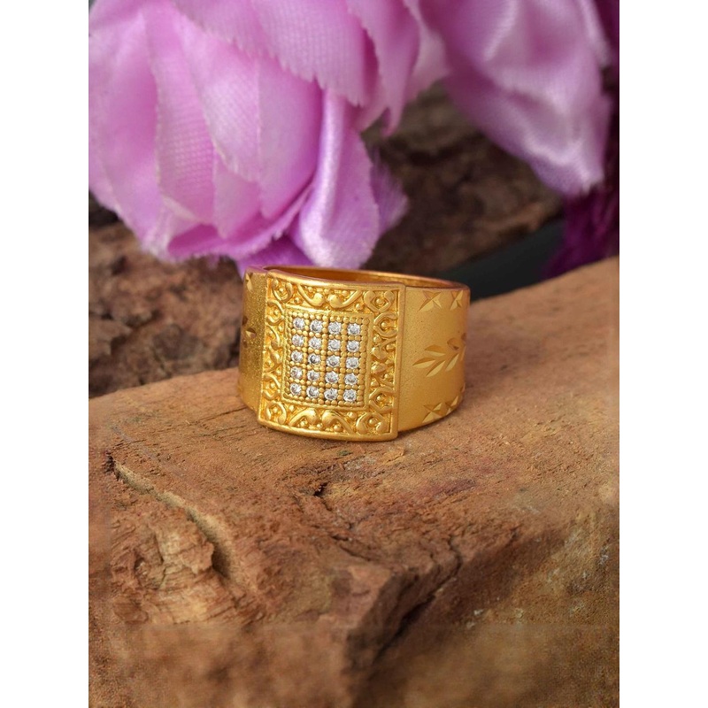 DZINETRENDZ Women Brass Goldplated Imitation Diamond Finger Ring