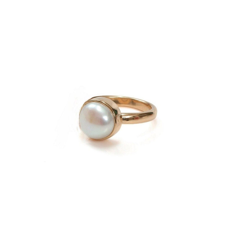 RAVIOUR LIFESTYLE Gold-Plated & White Alloy Pearls Finger Ring